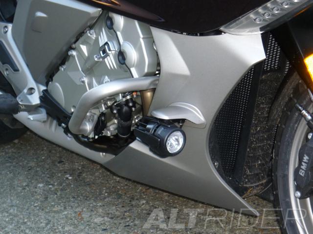 installed-altrider-engine-protection-bars-for-bmw-k-1600-gt-gtl-11.jpg